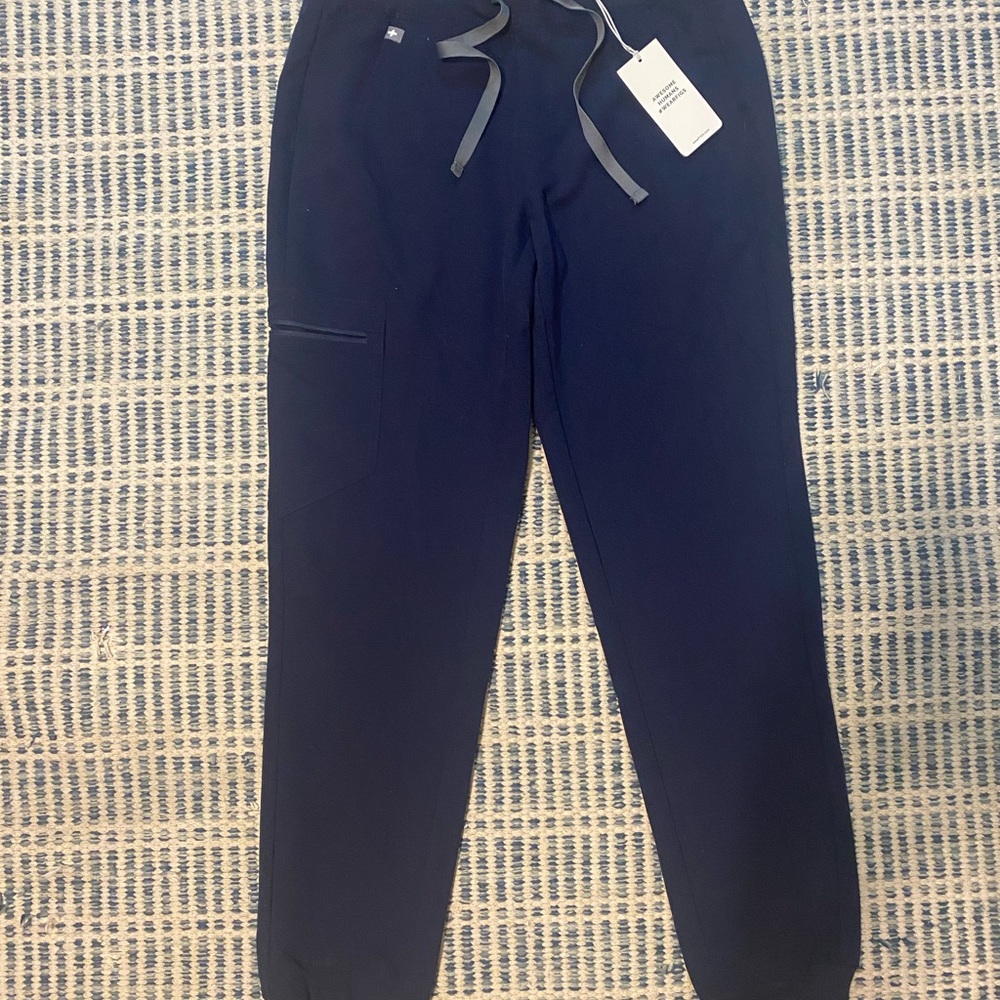 Figs Zamora joggers size xsmall with tags